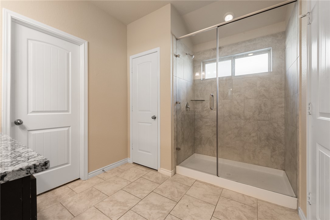 5216 Montague Loop Bryan, TX 77807 - Photo 10 of 14