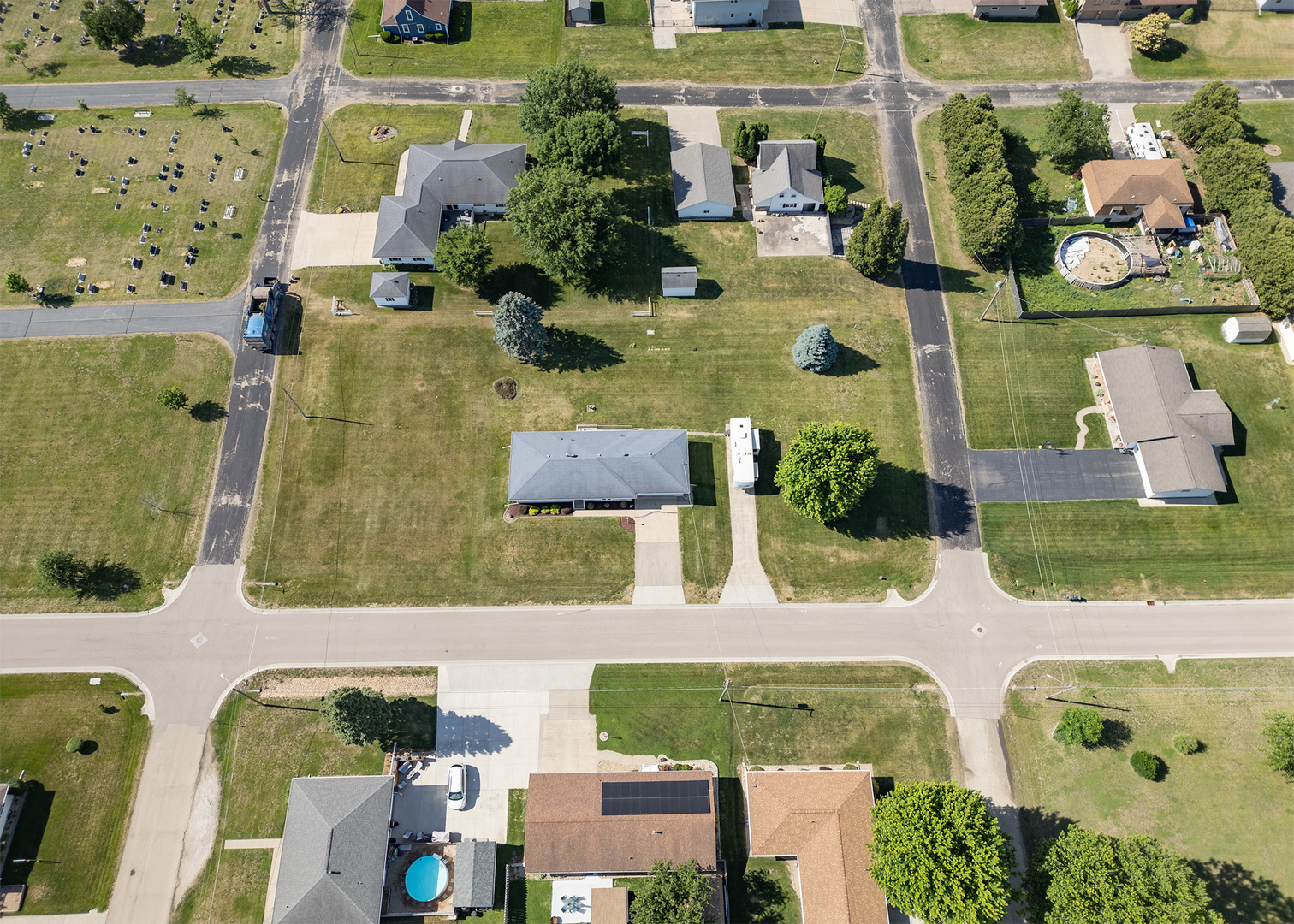 710 1st Avenue Fulton, IL 61252 - Photo 11 of 33
