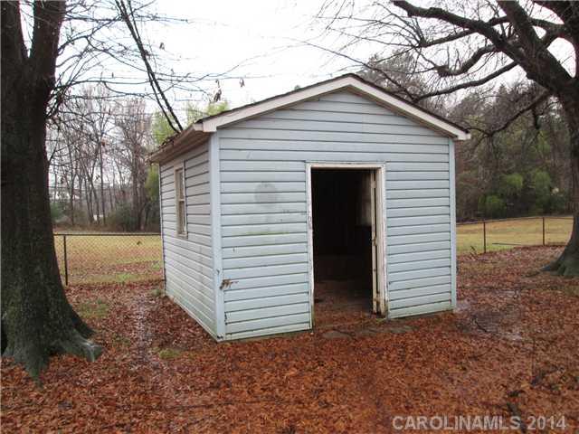 625 Morlan Park Road Salisbury, NC 28146 - Photo 3 of 10 Gallery Image 3