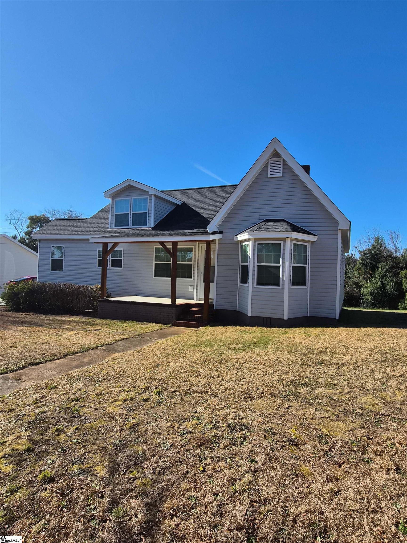 26 Blackstock Road Inman, SC 29349 - Photo 2 of 16