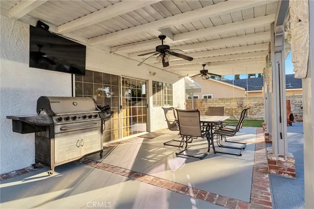 $959,999 | 29015 Gladiolus Drive, Canyon Country, CA 91387