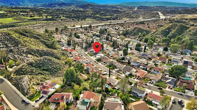 $959,999 | 29015 Gladiolus Drive, Canyon Country, CA 91387