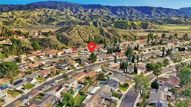 $959,999 | 29015 Gladiolus Drive, Canyon Country, CA 91387