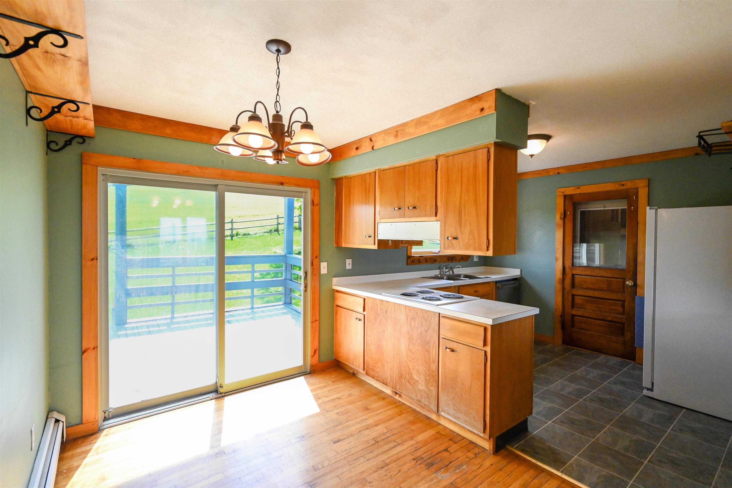 44 Bailey Street Barre, VT 05641 - Photo 12 of 39