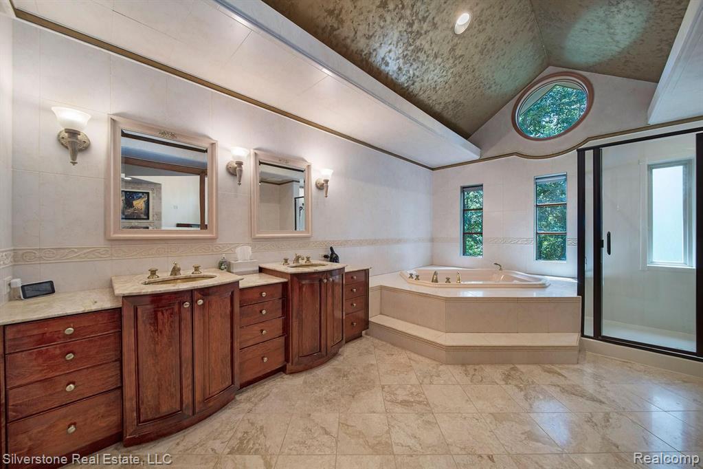 1913 Arthurs Way Rochester Hills, MI 48306 - Photo 31 of 61