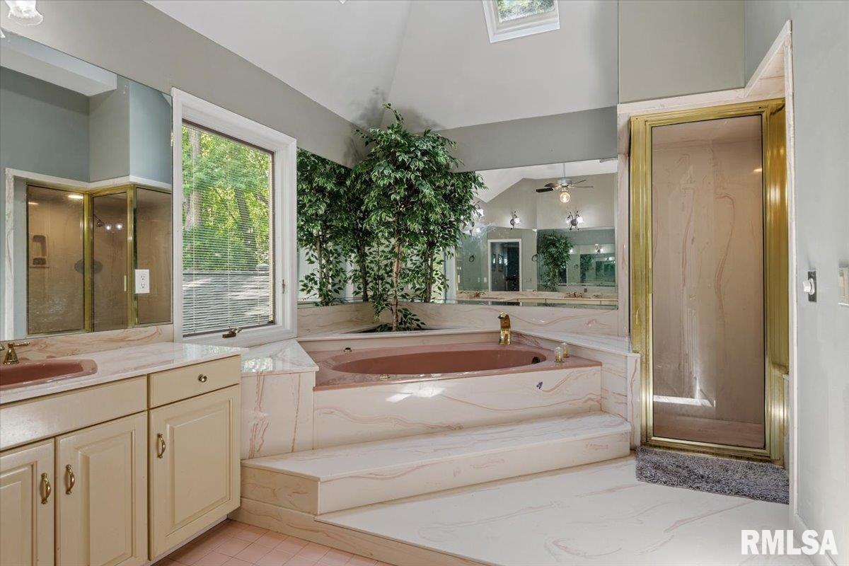 3016 West Lawrence Avenue Springfield, IL 62711 - Photo 32 of 62