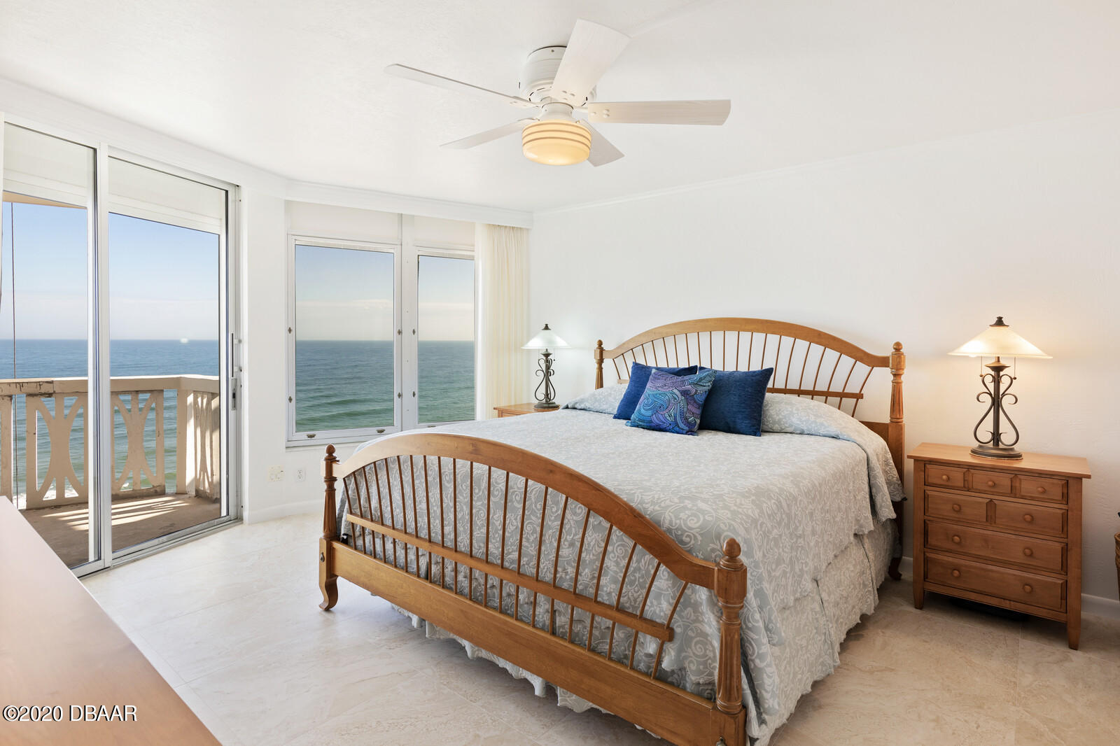 1051 Ocean Shore Boulevard, Unit PH1 Ormond Beach, FL 32176 - Photo 5 of 33 Primary Bedroom