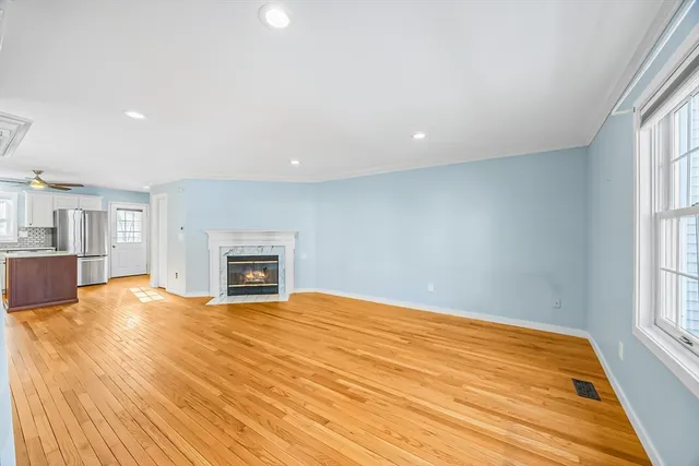 $309,900 | 10 Shadow Brook Estates, Unit 10, South Hadley, MA 01075