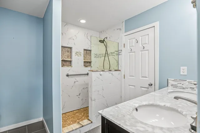 $309,900 | 10 Shadow Brook Estates, Unit 10, South Hadley, MA 01075