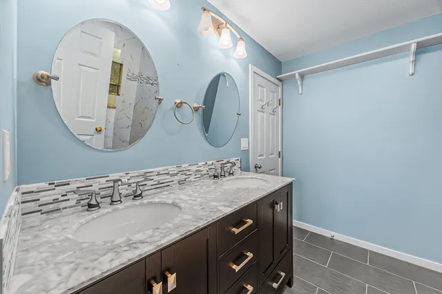 $309,900 | 10 Shadow Brook Estates, Unit 10, South Hadley, MA 01075