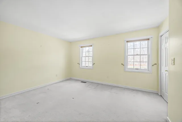 $309,900 | 10 Shadow Brook Estates, Unit 10, South Hadley, MA 01075