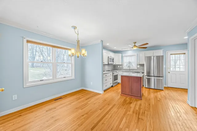 $309,900 | 10 Shadow Brook Estates, Unit 10, South Hadley, MA 01075