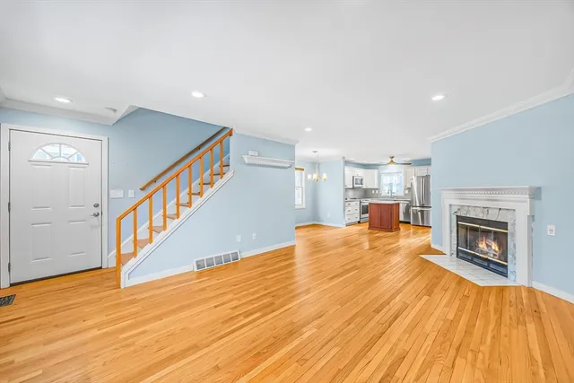 $309,900 | 10 Shadow Brook Estates, Unit 10, South Hadley, MA 01075