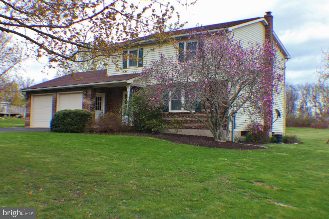 2333 Deodate Road Elizabethtown, PA 17022 - Photo 2 of 38 Gallery Image 2