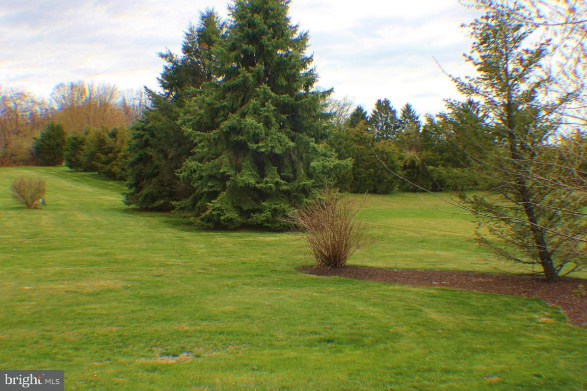 2333 Deodate Road Elizabethtown, PA 17022 - Photo 7 of 38 Gallery Image 7