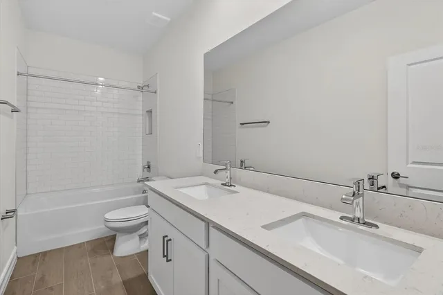 $3,550 | 6925 East 116th Court, Unit MAIN HOME ONLY, Palmetto, FL 34221