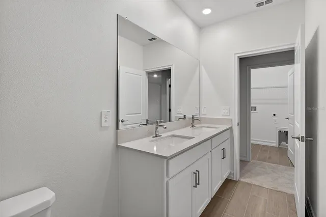 $3,550 | 6925 East 116th Court, Unit MAIN HOME ONLY, Palmetto, FL 34221