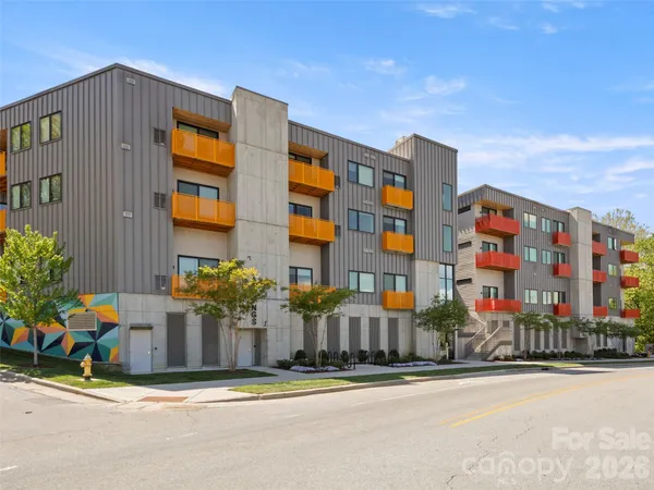 $460,000 | 68 Craven Street, Unit 213, Asheville, NC 28806
