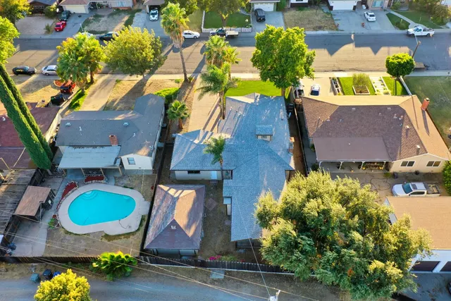 $449,000 | 300 South 7th Street, Patterson, CA 95363