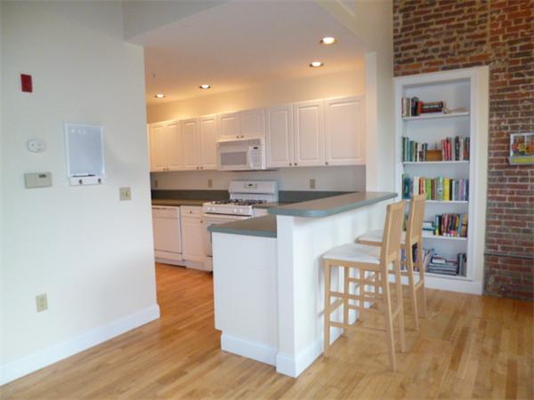 12 Brookside Road, Unit 35 Westford, MA 01886 - Photo 9 of 19 Gallery Image 9
