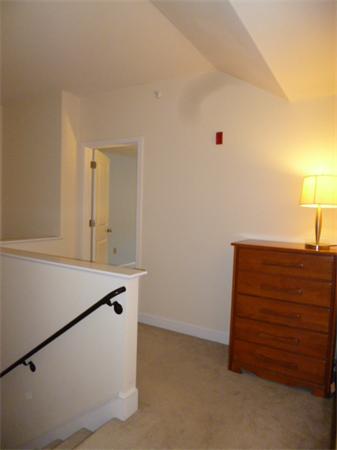 12 Brookside Road, Unit 35 Westford, MA 01886 - Photo 10 of 19 Gallery Image 10
