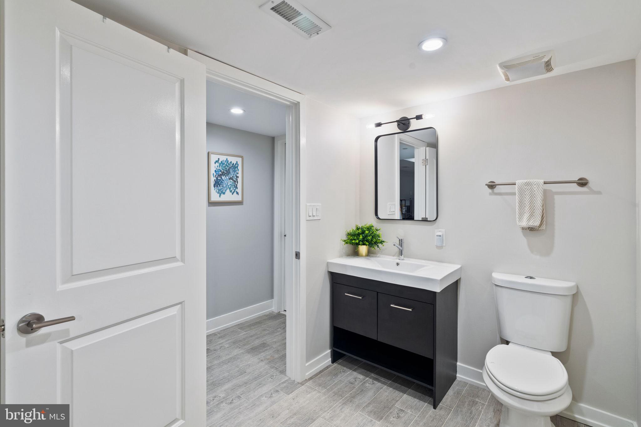 307 Reed Street, Unit B Philadelphia, PA 19147 - Photo 104 of 135