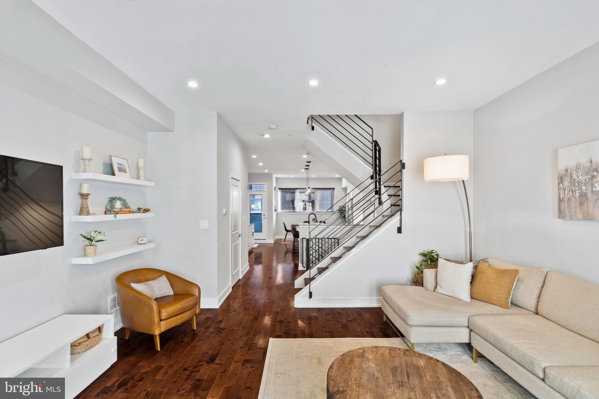 307 Reed Street, Unit B Philadelphia, PA 19147 - Photo 3 of 135