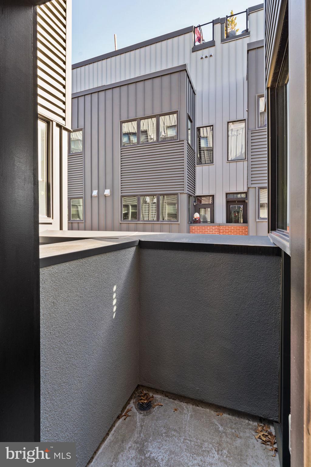 307 Reed Street, Unit B Philadelphia, PA 19147 - Photo 38 of 135