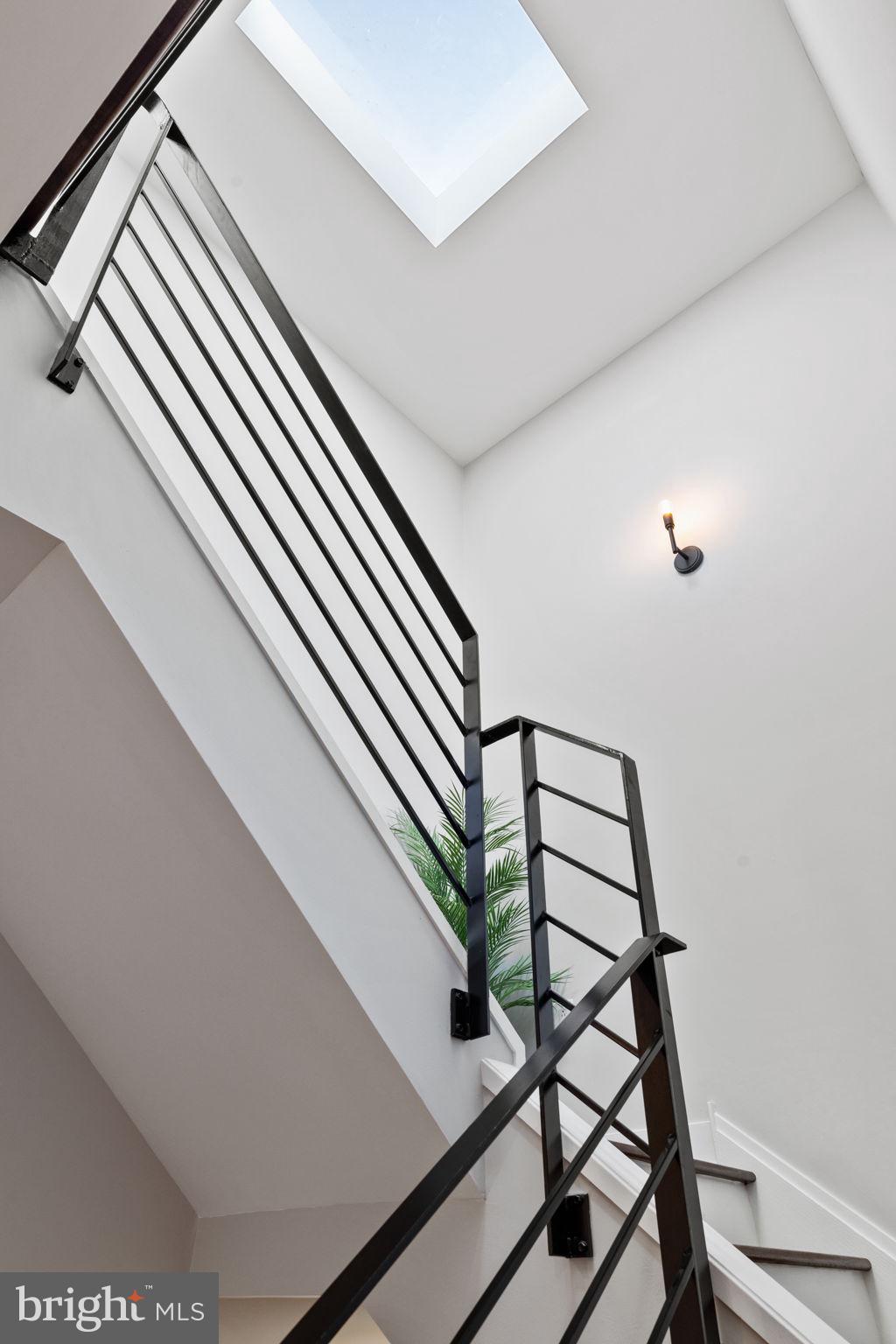 307 Reed Street, Unit B Philadelphia, PA 19147 - Photo 85 of 135