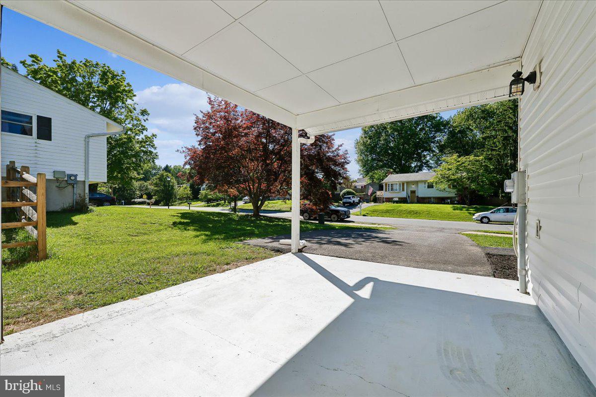 24321 Log House Road Gaithersburg, MD 20882 - Photo 4 of 36 Carport