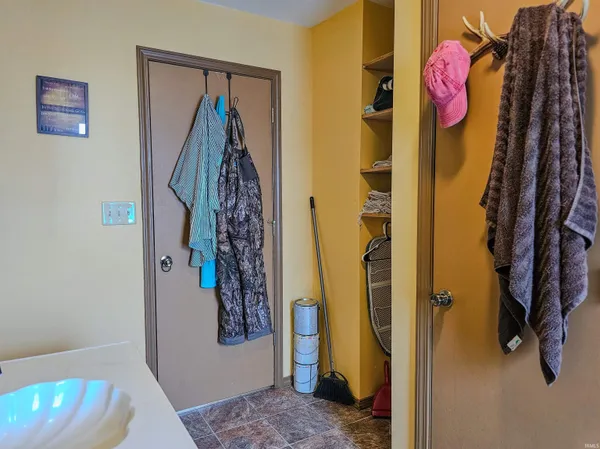 $119,900 | 501 Lincoln Avenue, Cannelton, IN 47520