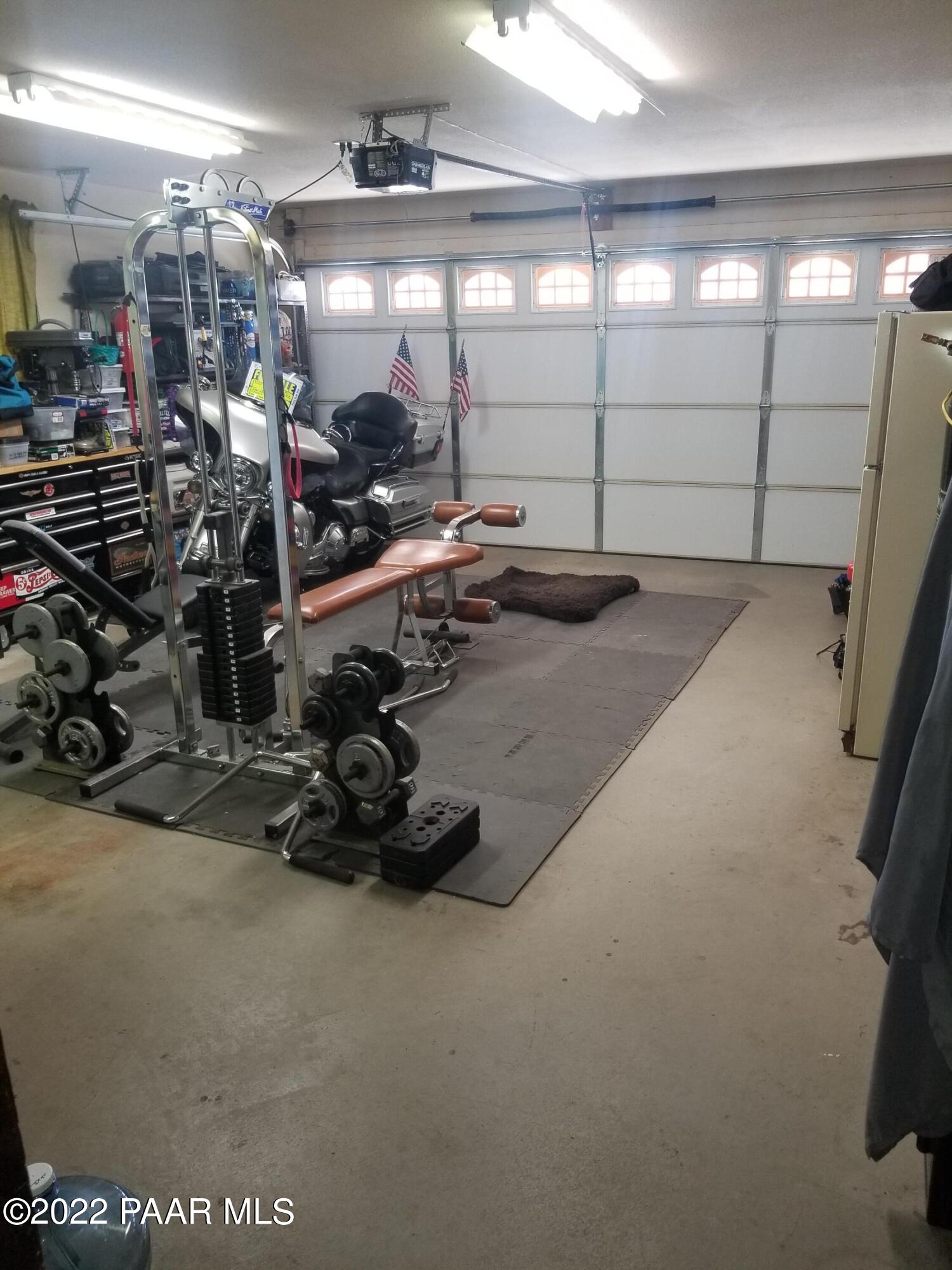 2975 North Reed Road Chino Valley, AZ 86323 - Photo 54 of 85 a room with gym equipment
