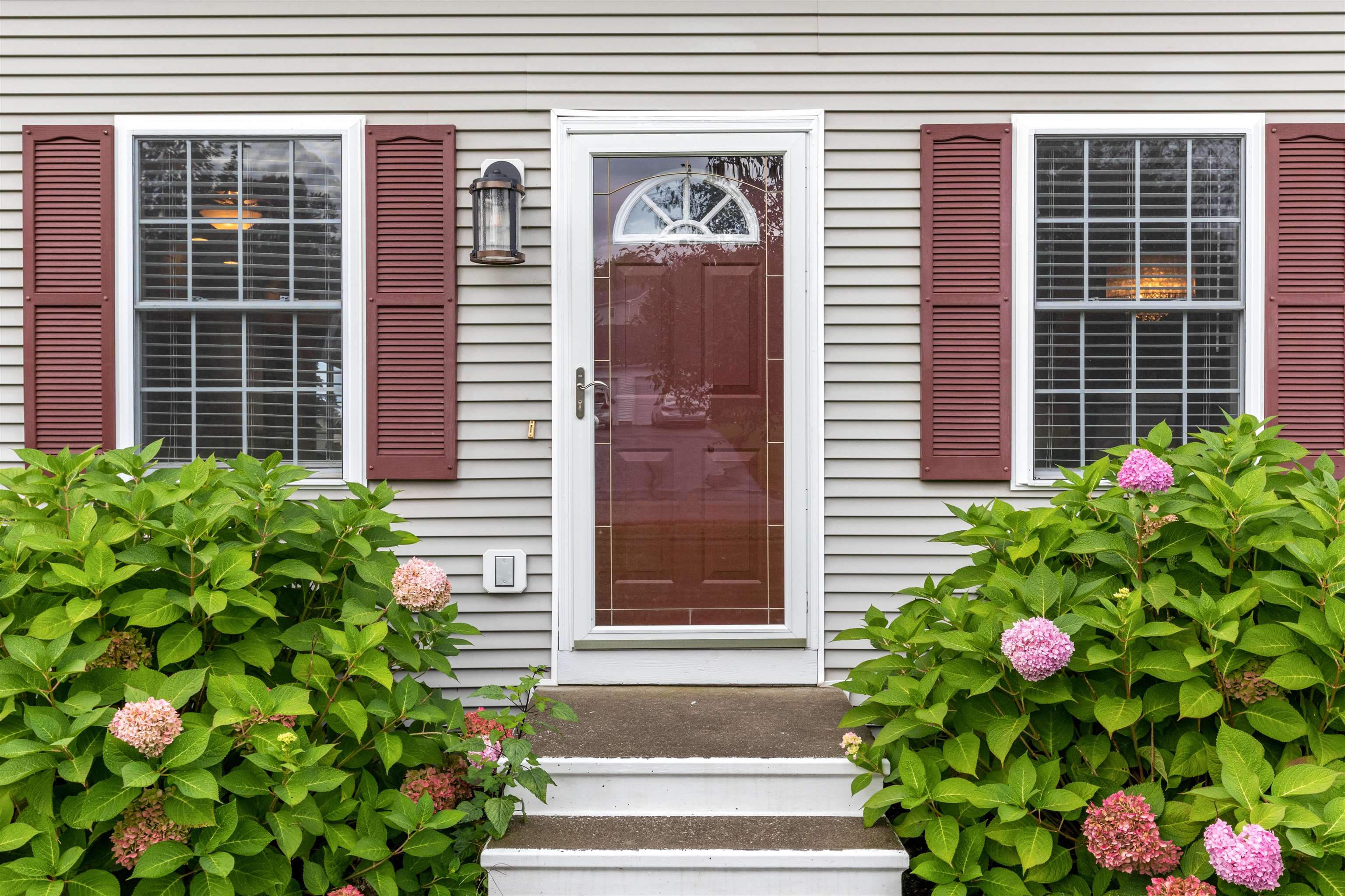 75 Hunting Ridge Lane Milton, VT 05468 - Photo 2 of 37 Gallery Image 2