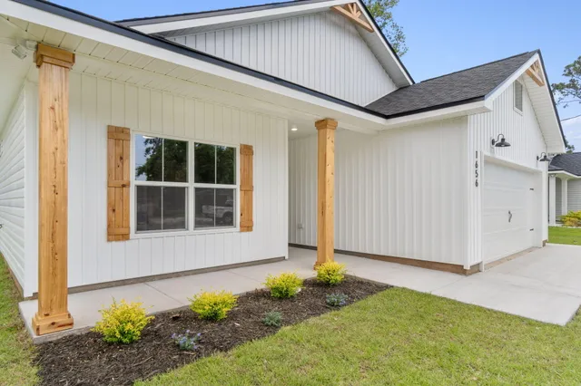 $347,900 | 8332 Vickie Street, Pensacola, FL 32514