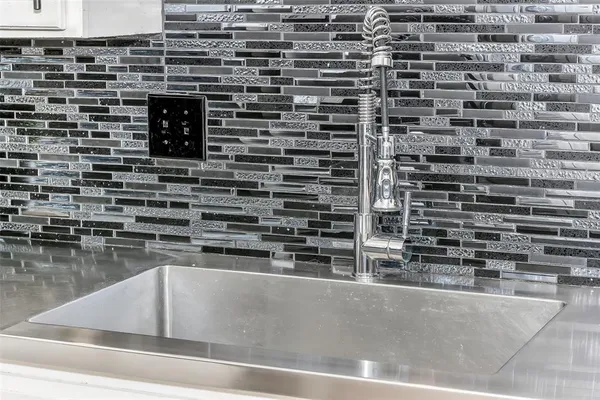 $292,900 | 2304 Oakmont Drive, Bedford, TX 76022