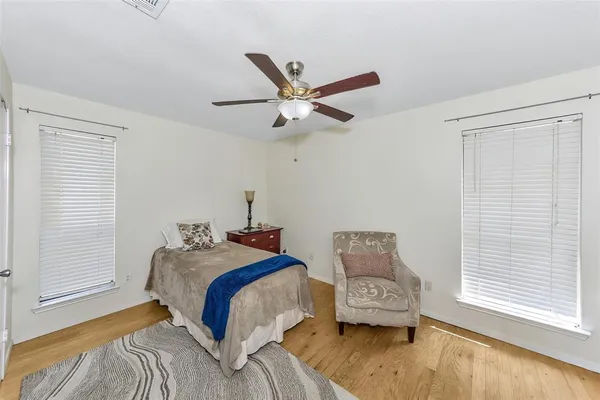 $292,900 | 2304 Oakmont Drive, Bedford, TX 76022