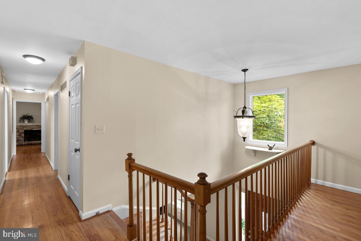 1605 Chocataw Road Arnold, MD 21012 - Photo 4 of 72 Gallery Image 4