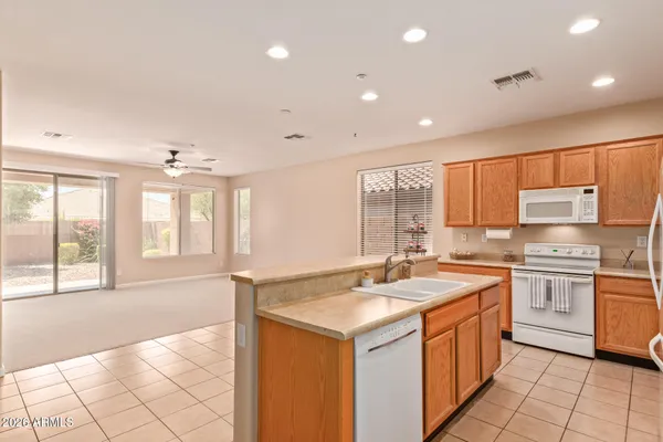 $2,300 | 41025 North Prestancia Way, Phoenix, AZ 85086