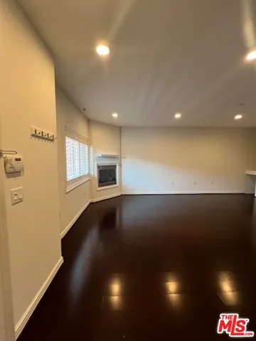 $3,800 | 11504 Moorpark Street, Unit 302, Studio City, CA 91602