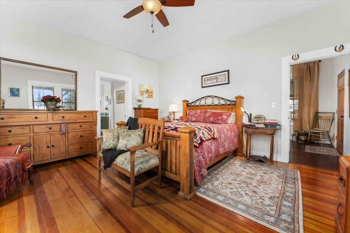 24894 Long Street Fall River Mills, CA 96028 - Photo 23 of 43 Primary bedroom