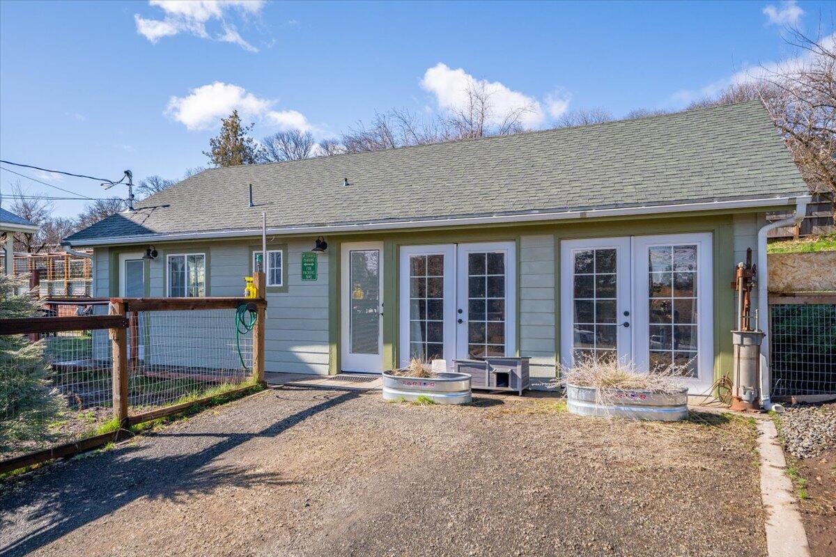 24894 Long Street Fall River Mills, CA 96028 - Photo 35 of 43 Office/ADU?