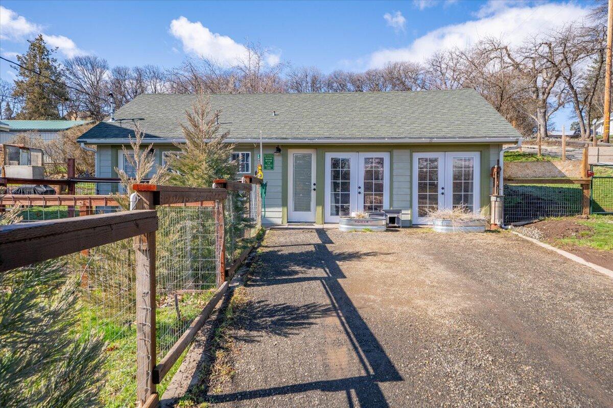 24894 Long Street Fall River Mills, CA 96028 - Photo 39 of 43 office