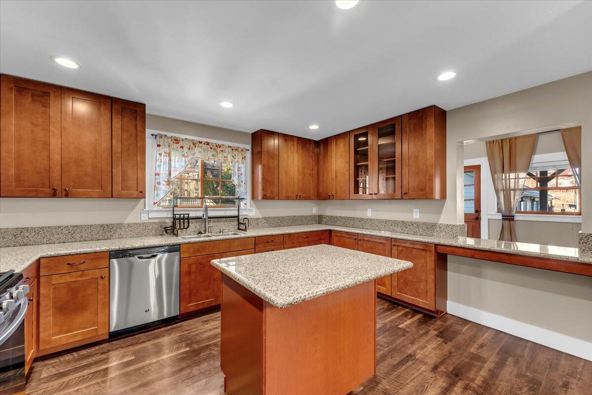 24894 Long Street Fall River Mills, CA 96028 - Photo 8 of 43 Kitchen