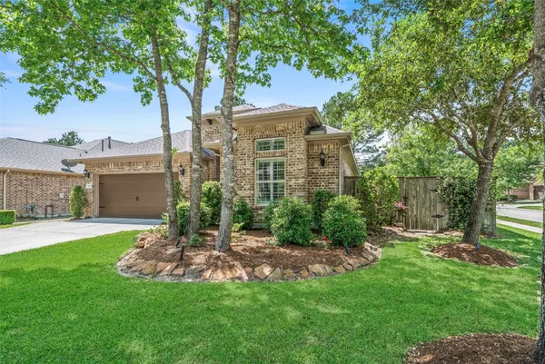 $525,000 | 102 Bellardia Court, Montgomery, TX 77316
