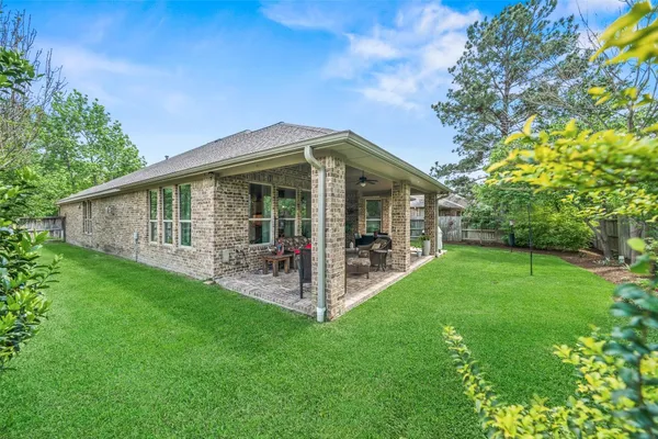 $525,000 | 102 Bellardia Court, Montgomery, TX 77316