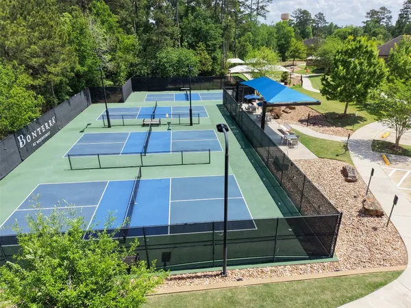 $525,000 | 102 Bellardia Court, Montgomery, TX 77316