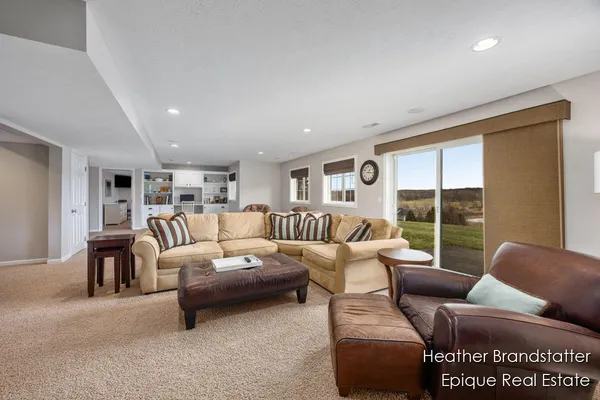 $1,179,000 | 2488 Fairway Winds Court Northeast, Ada, MI 49301