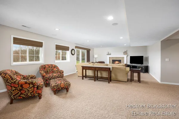 $1,179,000 | 2488 Fairway Winds Court Northeast, Ada, MI 49301