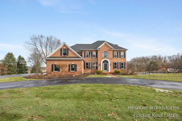 $1,179,000 | 2488 Fairway Winds Court Northeast, Ada, MI 49301