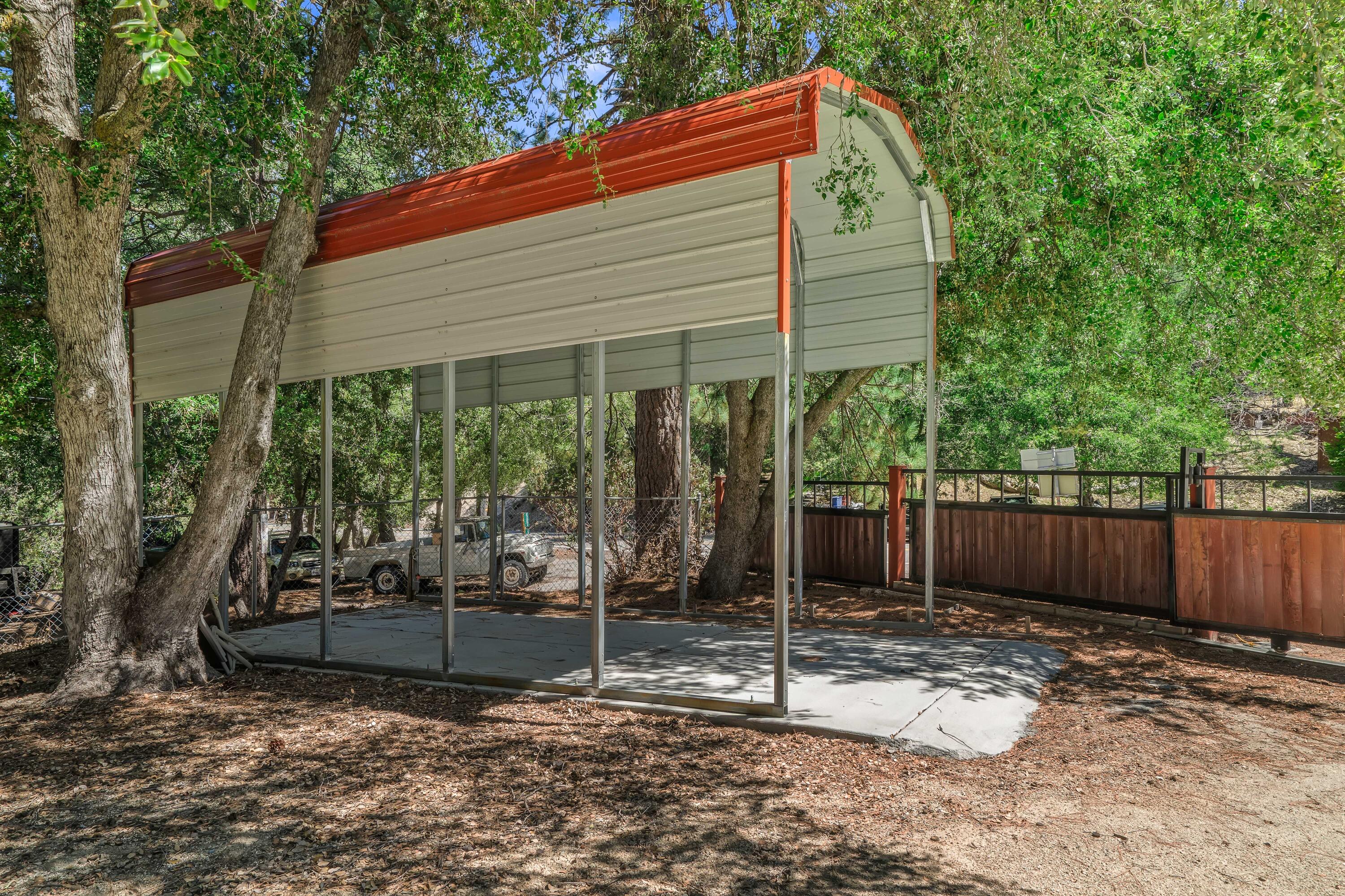 23061 Banning Idyllwild Road Idyllwild, CA 92549 - Photo 42 of 46 a backyard of a house with a tree
